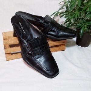 COMFORT PLUS BY PREDICTIONS BLK D-RING DRESS MULE